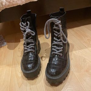 Zara platform boots